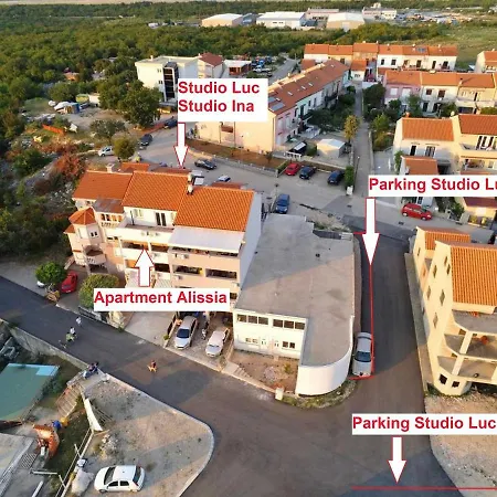 Apartments Michael & Petra , Omisalj, Insel Krk, Kroatien Exterior photo